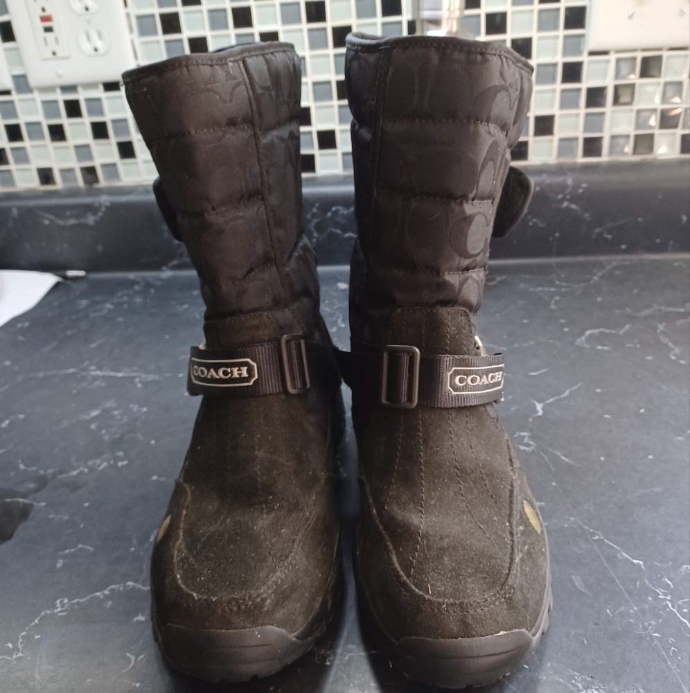 Coach snow boots